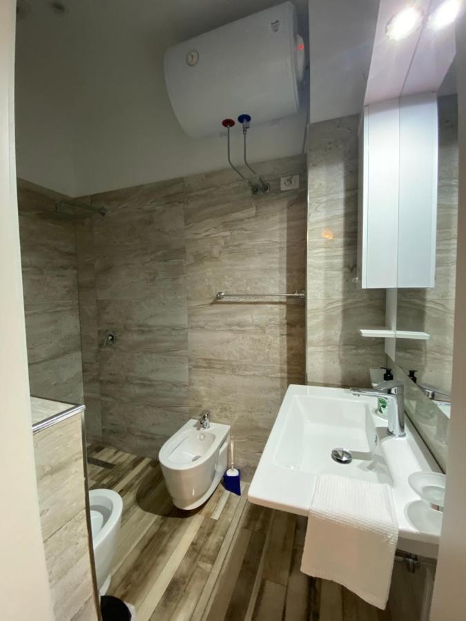 Guest Room Angolo Toscano Vlorë Eksteriør billede